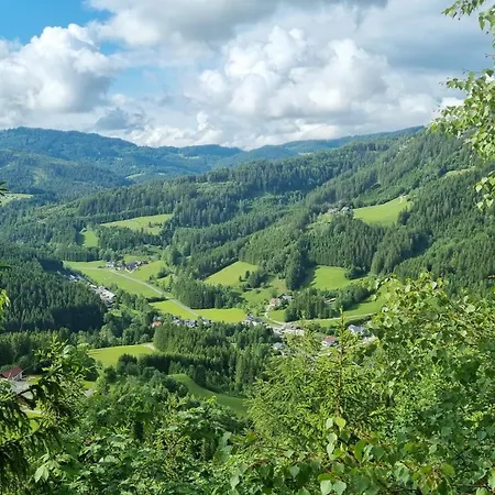 Paula's לינה וארוחת בוקר 3*